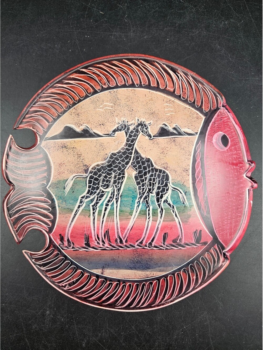 Hand-Carved Kenyan Kisii Soapstone Fish Dish with Giraffe Art